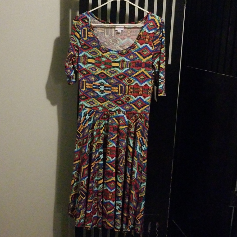 BNWT lularoe nicole dress